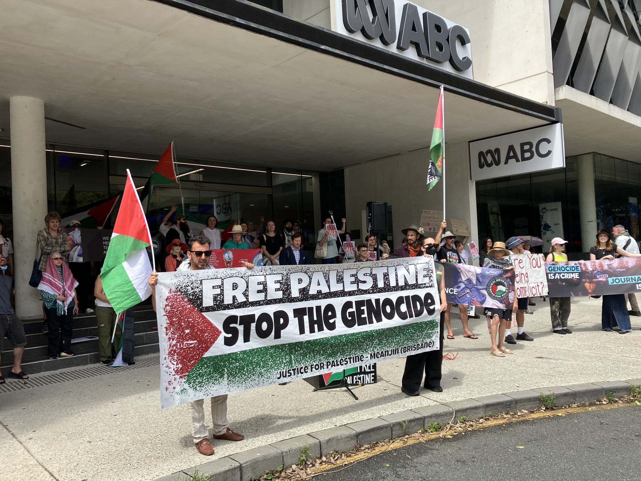 Refugee advocates call on PM Albanese to reject the Antisemitism Envoy’s Plan
